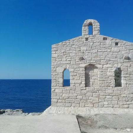 Vilic דירה פולה